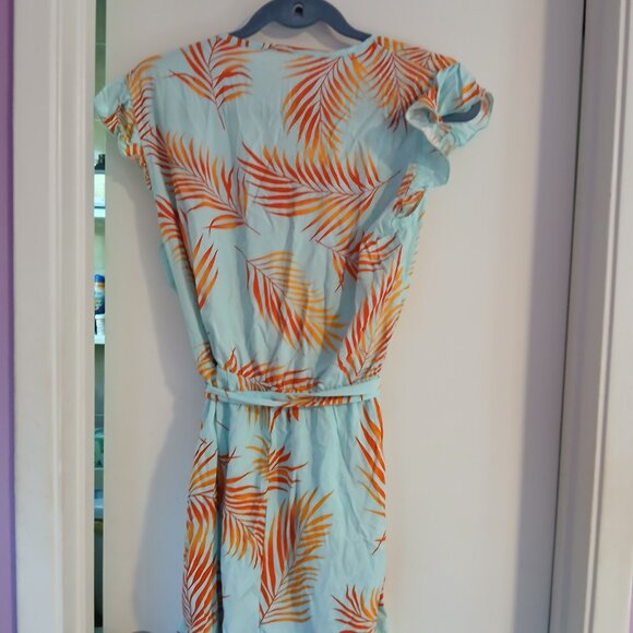 Cupshe Women's Flutter Sleeve Tropical Print Romper SZ M NWT - Picture 6 of 13